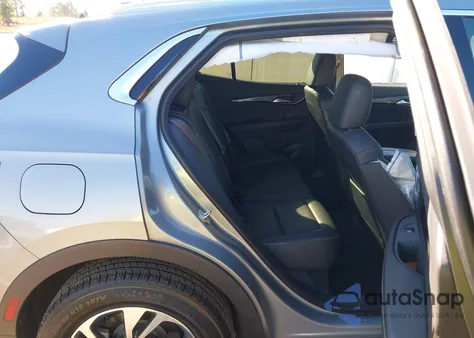 2023 Buick Envision Essence Fwd z USA, uszkodzony, nr VIN LRBFZNR46PD083034